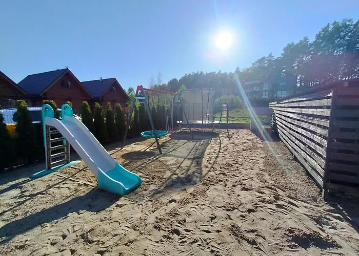 Semesterbostad Na Skraju Lasu Przewloka (Pomerania)