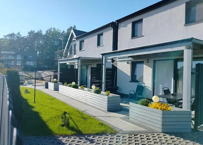 Na Skraju Lasu Przewloka (Pomerania)